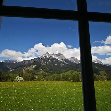 Atelierwohnung Jirana