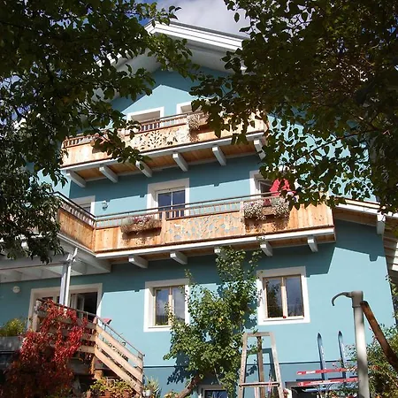 Appartement Atelierwohnung Jirana